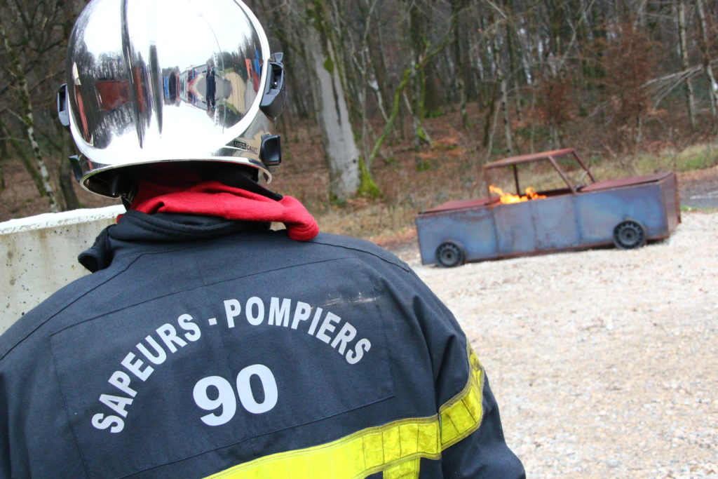 Le député Ian Boucard demande au Gouvernement d'assumer la prime des pompiers.