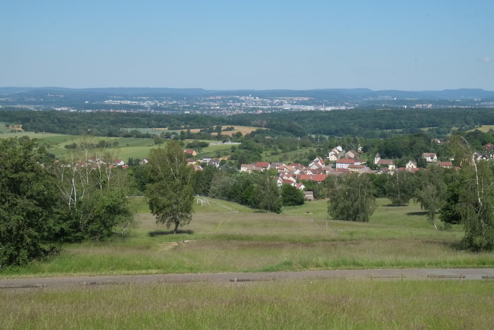 Un symbole du pays de Montbéliard, le belvédère de Vandoncourt permet de voir loin, et notamment sur Belfort.