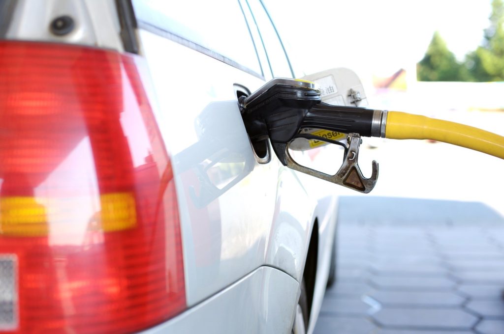 La vente d'essence en jerrican ou autre récipient transportable est interdite pendant le Nouvel An.