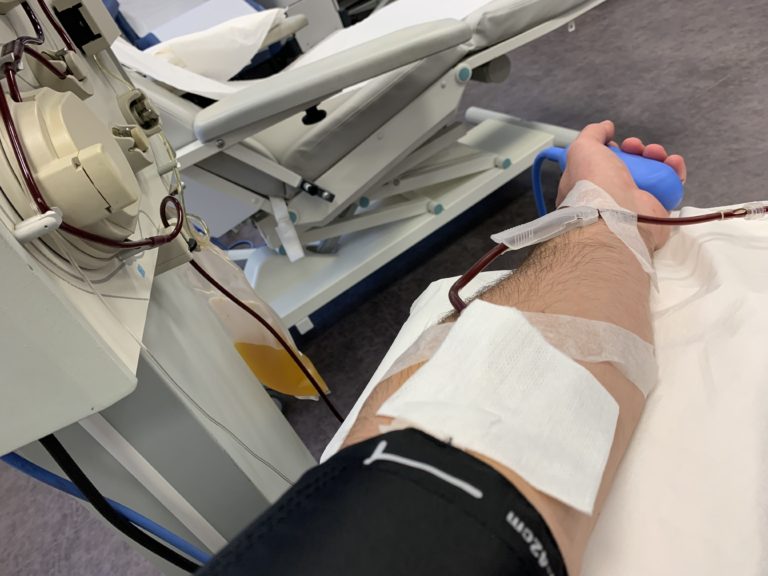 L’établissement français du sang encourage le don de plasma