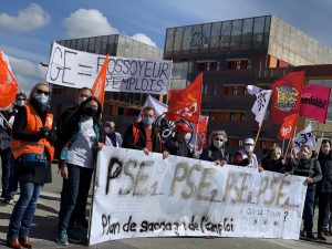 300 salariés de General Electric Steam Power ont manifesté à Belfort contre le plan social, qui menace des centaines de postes.