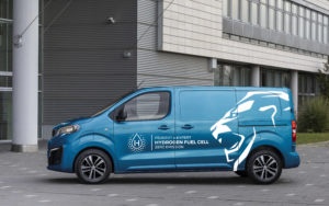 Le premier Peugeot e-EXPERT Hydrogen est sorti de la ligne de production de Rüsselsheim, en Allemagne, le 13 décembre.
