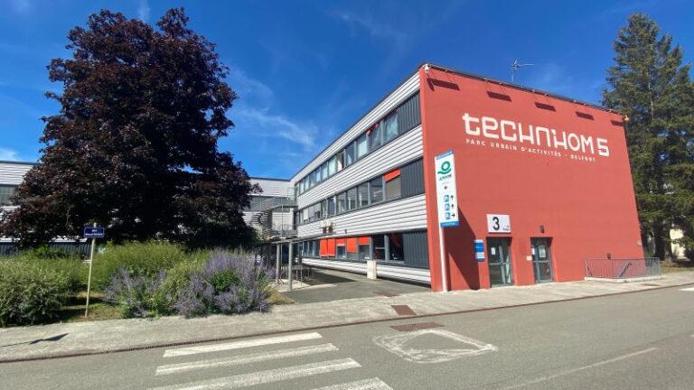 L'entreprise Inocel, qui fabrique des piles à combustible de forte puissance, installe son usine de production au Techn'Hom, à Belfort dans l'ancien bâtiment des Ailettes. | ©Inocel