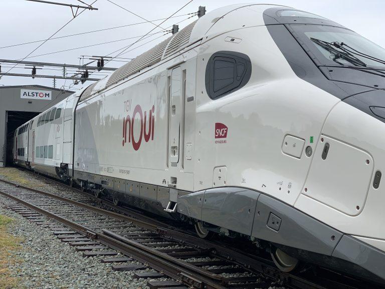 Présentation de la livrée de la gamme inOui de la SNCF du nouveau TGV M, à Belfort, le 29 avril 2024. | ©Le Trois – Thibault Quartier
