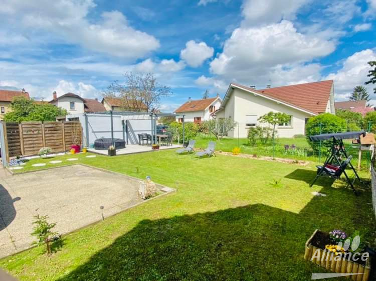 APPARTEMENT AVEC JARDIN VALENTIGNEY