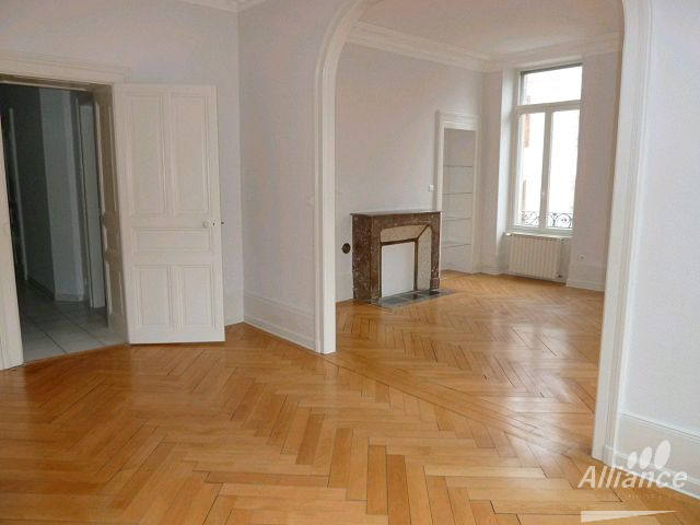 Appartement  135m2 2 chambres à Belfort rue Gambetta