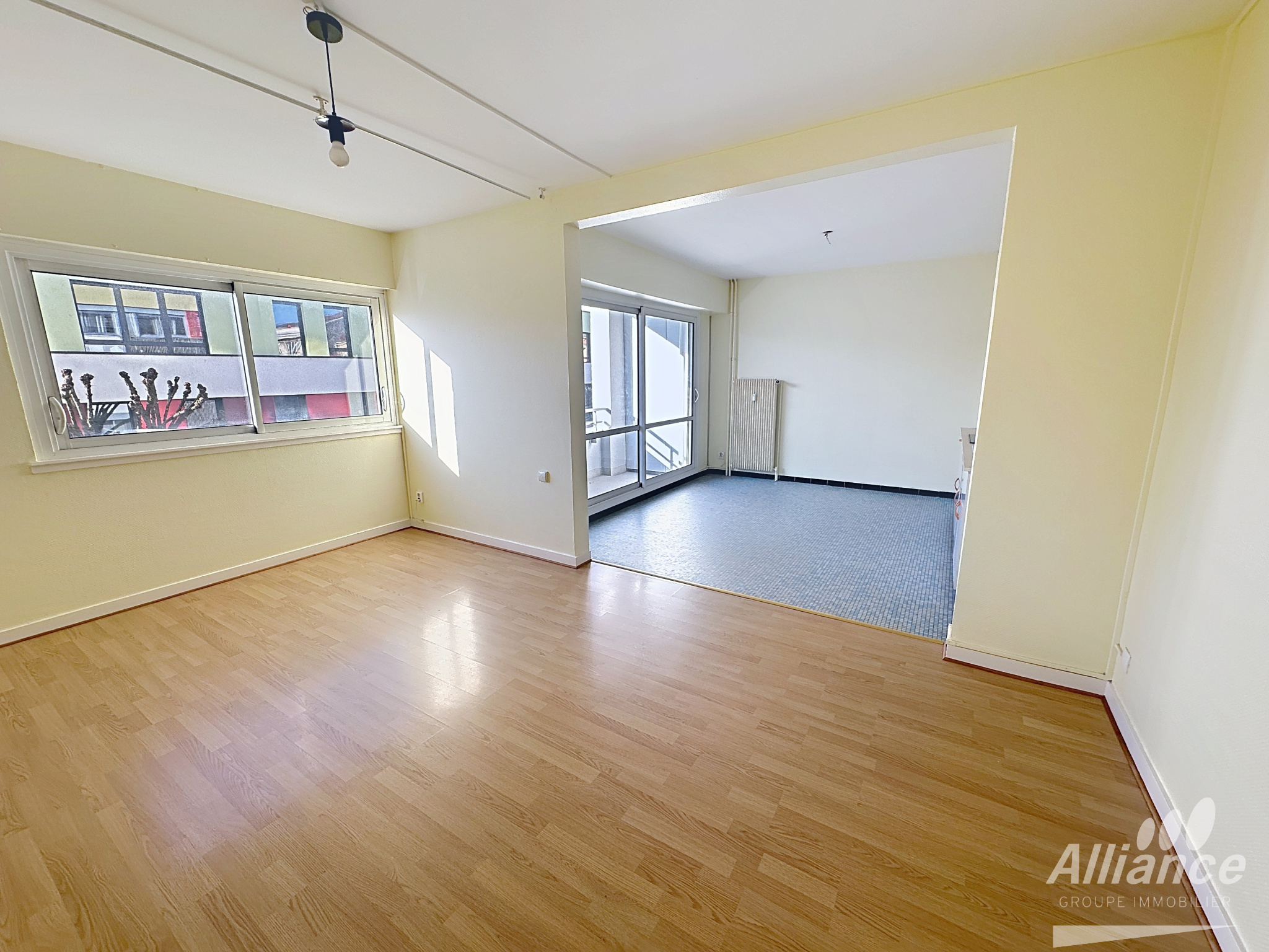 Appartement 2 pièces 36m2 avec ascenseur situé faubourg de m