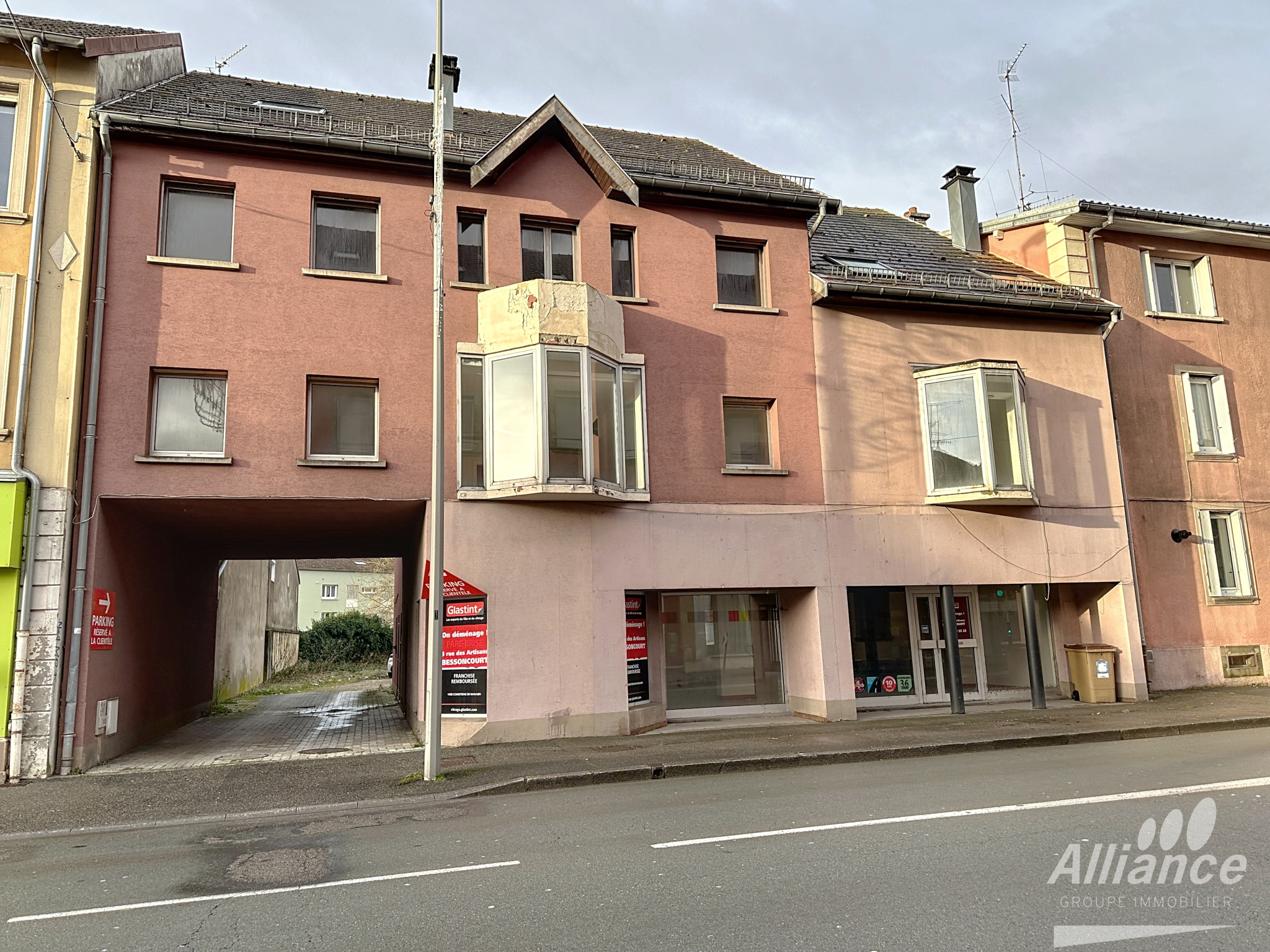 Idéal investisseur ensemble immobilier de 823 m2 à Belfort c