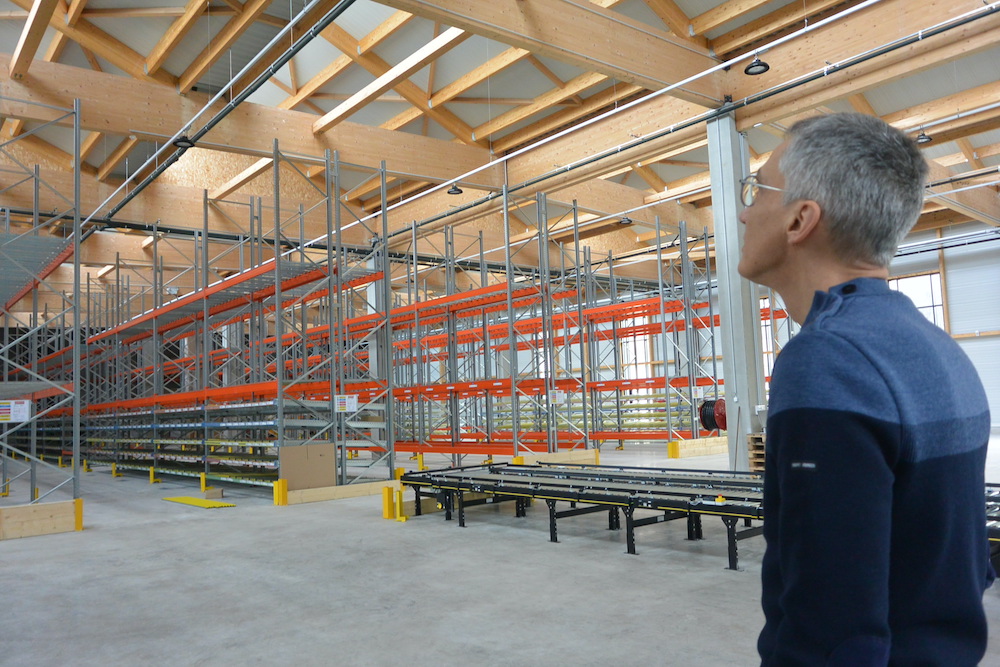 Cristel_atelier_logistique Le nouveau bâtiment logistique de Cristel, à Fesches-le-Chatel. | ©Le Trois – Pierre-Yves Ratti