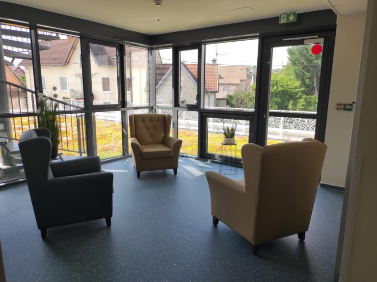 L'inauguration du nouvel Ehpad Les Rubans a eu lieu mercredi 18 juin sur site, en présence d'une centaine de personnes. | ©Le Trois–L.C.