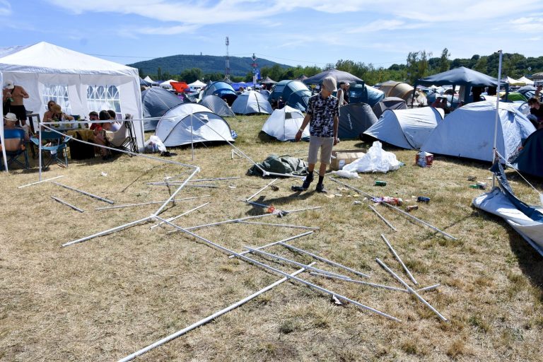 Environ 9 000 festivaliers sont installés sur au camping des Eurockéennes. | ©Le Trois - A.S.