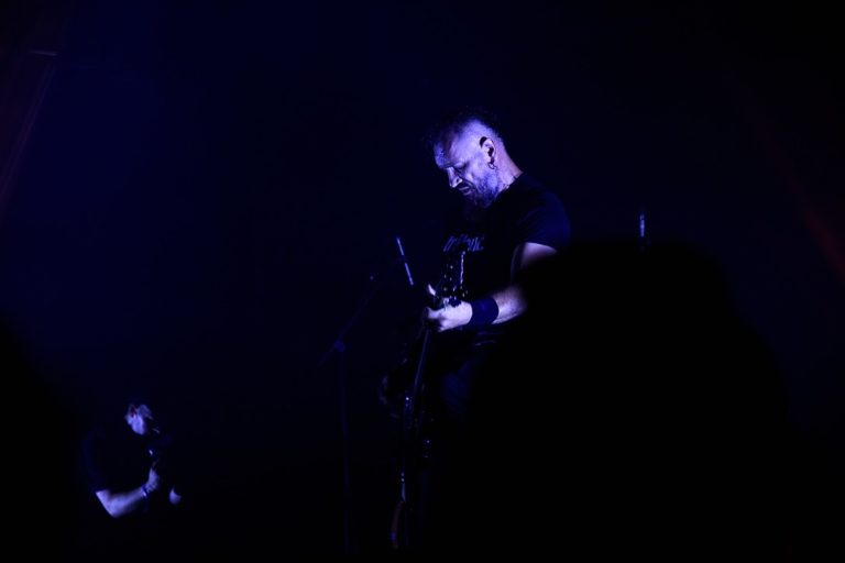 Alta Rossa, groupe de post métal local, a fait trembler la Loggia. | ©Le Trois - A.S.
