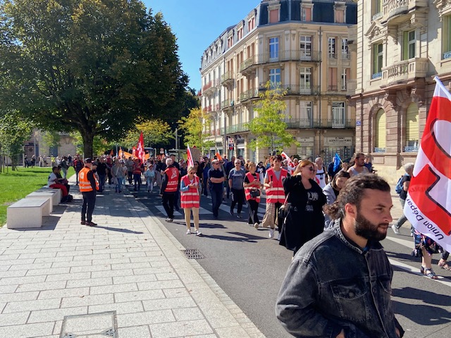 Le cortège des syndicats, place de la République. | © Le Trois P.-Y.R.