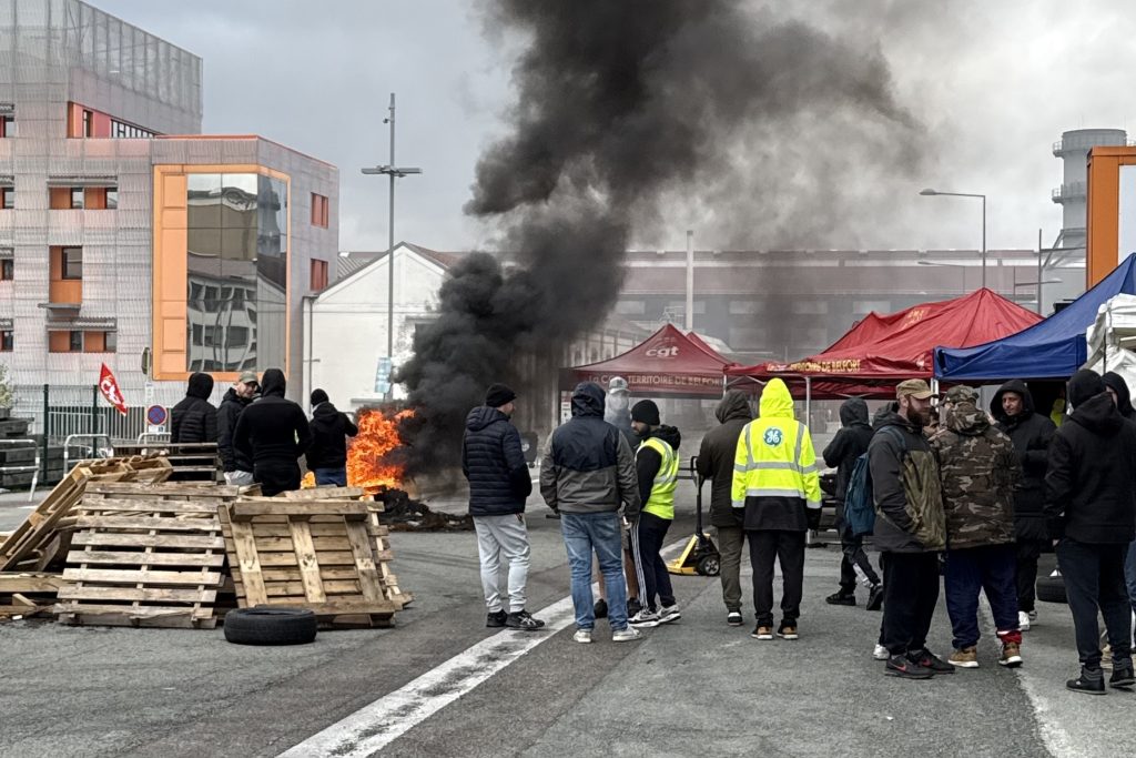La grève s'enlise à Arabelle Solutions, à Belfort. Le piquet de grève est maintenu ce jeudi 23 octobre, après dix jours de lutte.