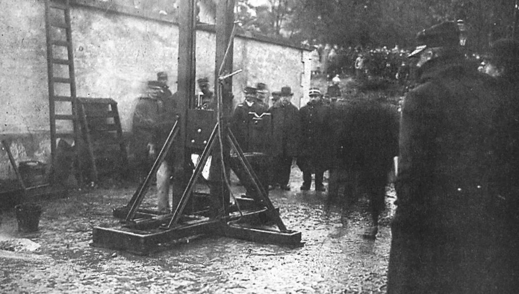 Antonio Pozzi est la dernière personne exécutée à Belfort, par guillotine, le 6 octobre 1905.