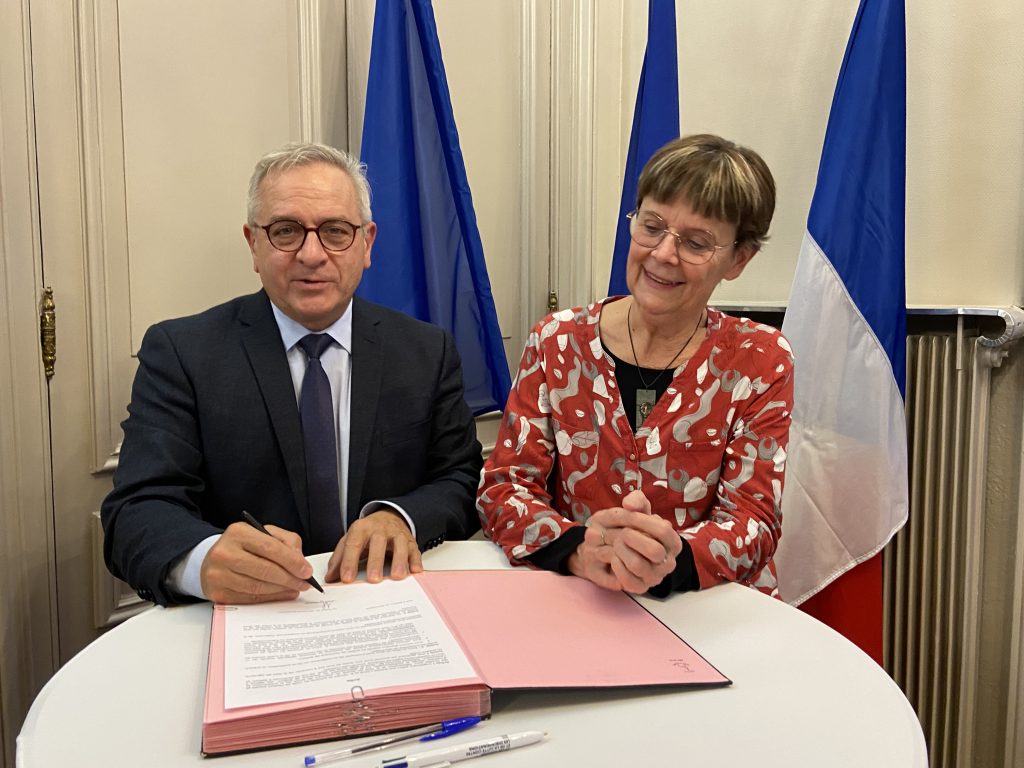 Le préfet du Territoire, Alain Charrier, a signé l'arrêté d'agrément de l'association Solidarité femmes pour le portage du dispositif Parcours de sortie de la prostitution (PSP).