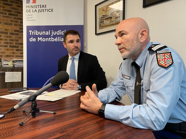 Le procureur de Montbéliard, Paul-Edouard Lallois, et le capitaine Cédric Muller, adjoint au commandant de la compagnie de gendarmerie de Montbéliard. | © Le Trois P.-Y.R.