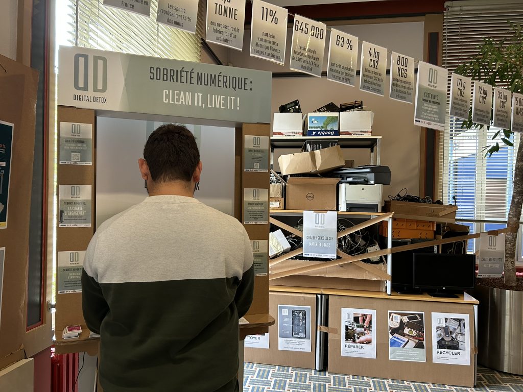 La borne interactive du dispositif "Digital Détox" de la CCI du Territoire de Belfort.
