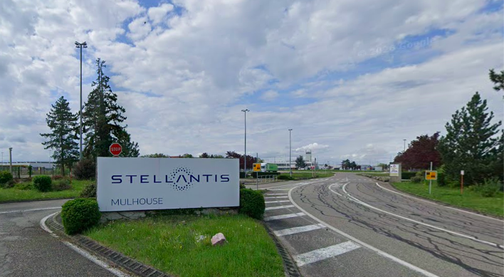 L'entrée de l'usine Stellantis de Mulhouse, dans le Haut-Rhin.