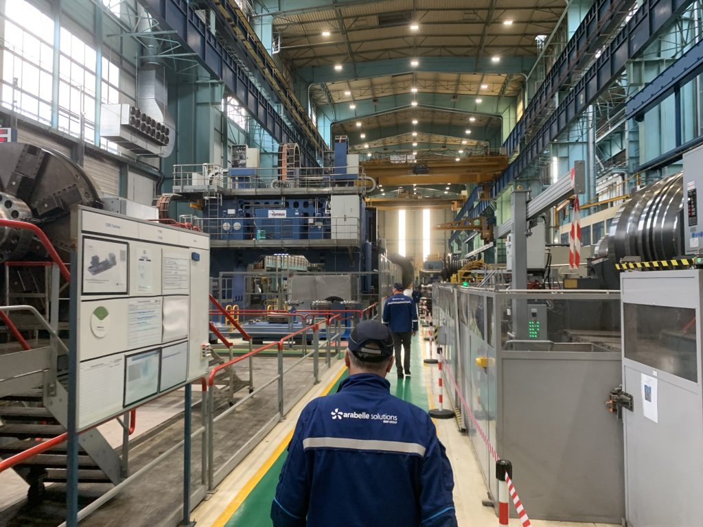 La halle "turbines" de l'usine d'Arabelle Solutions, au Techn'Hom, à Belfort.