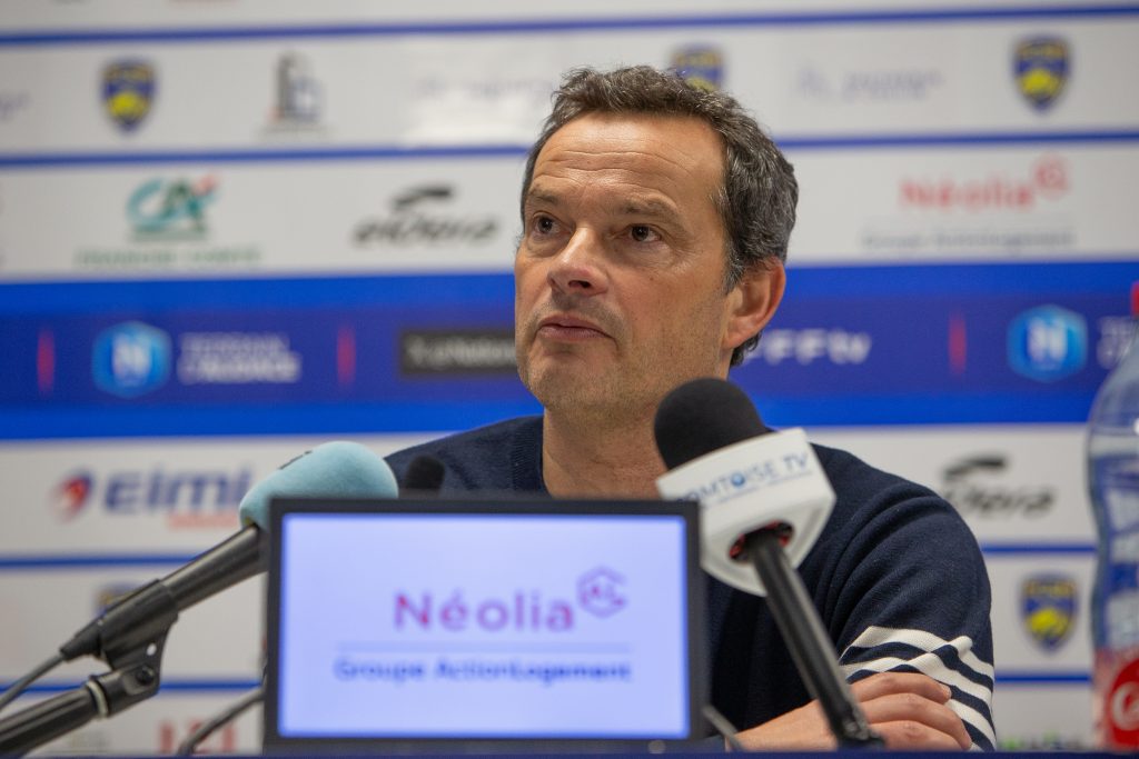 Vincent Hognon, coach du FC Sochaux-Montbéliard, en conférence de presse d'après-match, le 13 février, contre Paris 13 Atletico.