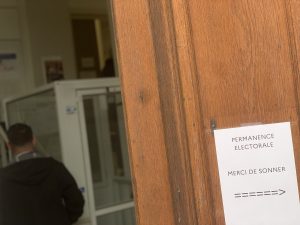 Forte affluence au tribunal de Belfort, ce dimanche 15 mars, où des citoyens contestent leur radiation des listes électorales.