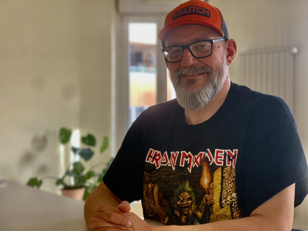 Kem Lalot était programmateur des Eurockéennes depuis 2001. Il rejoint le Hellfest.