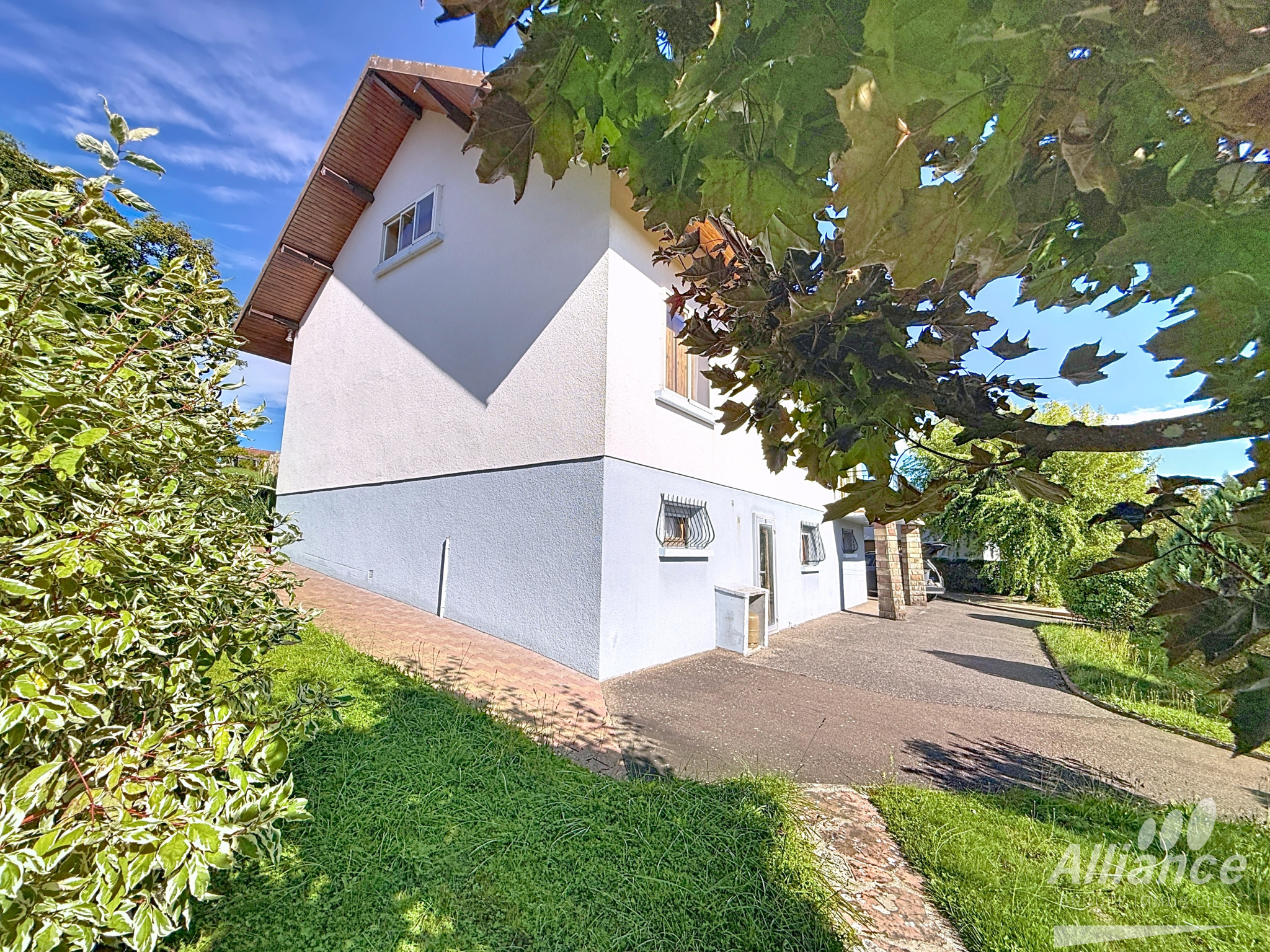 BELLE MAISON INDIVIDUELLE 4 CHAMBRES