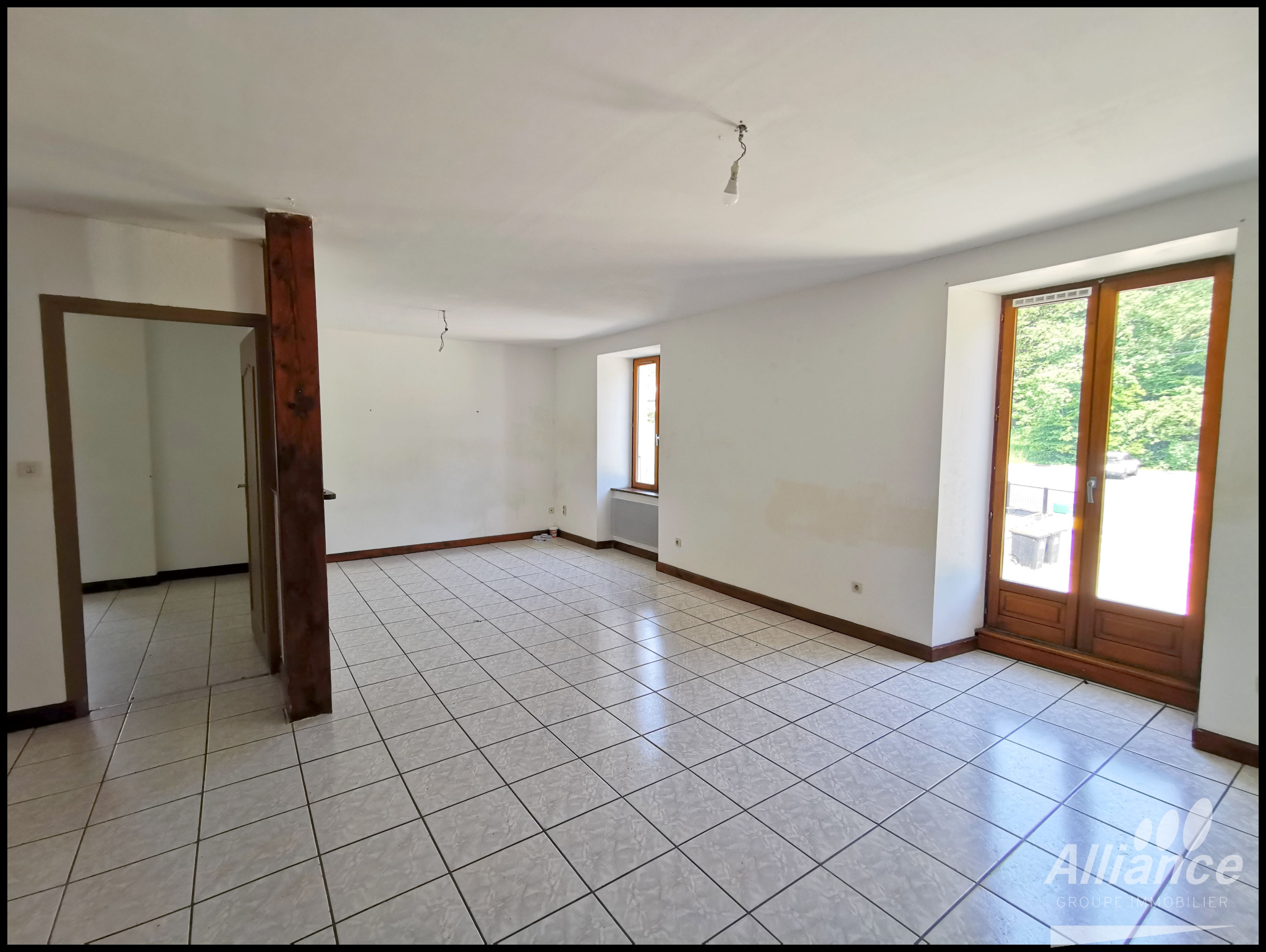 Appartement F5 au calme à Froideval