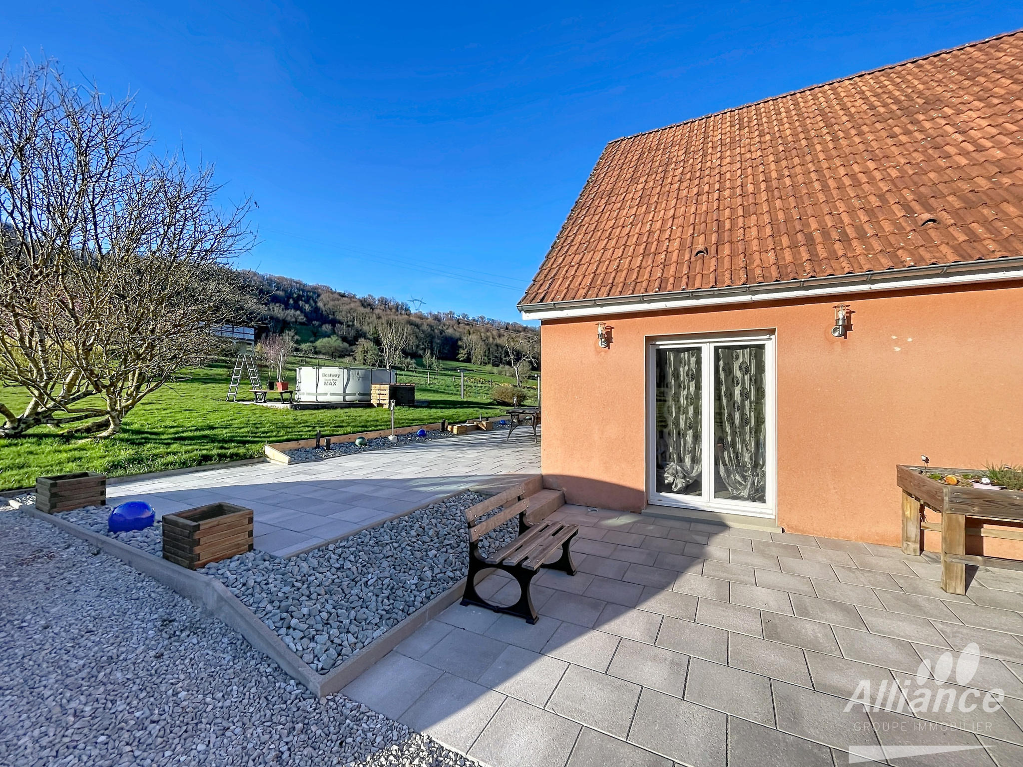 Une maison paisible en impasse, idéale pour votre famille