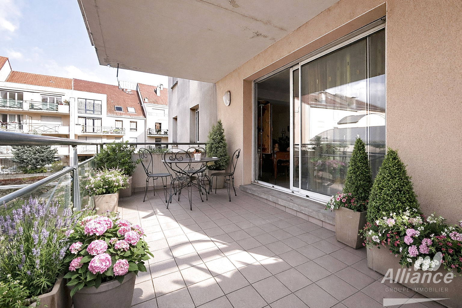 A VENDRE – APPARTEMENT T4  DE STANDING  AVEC TERRASSE ET ASC