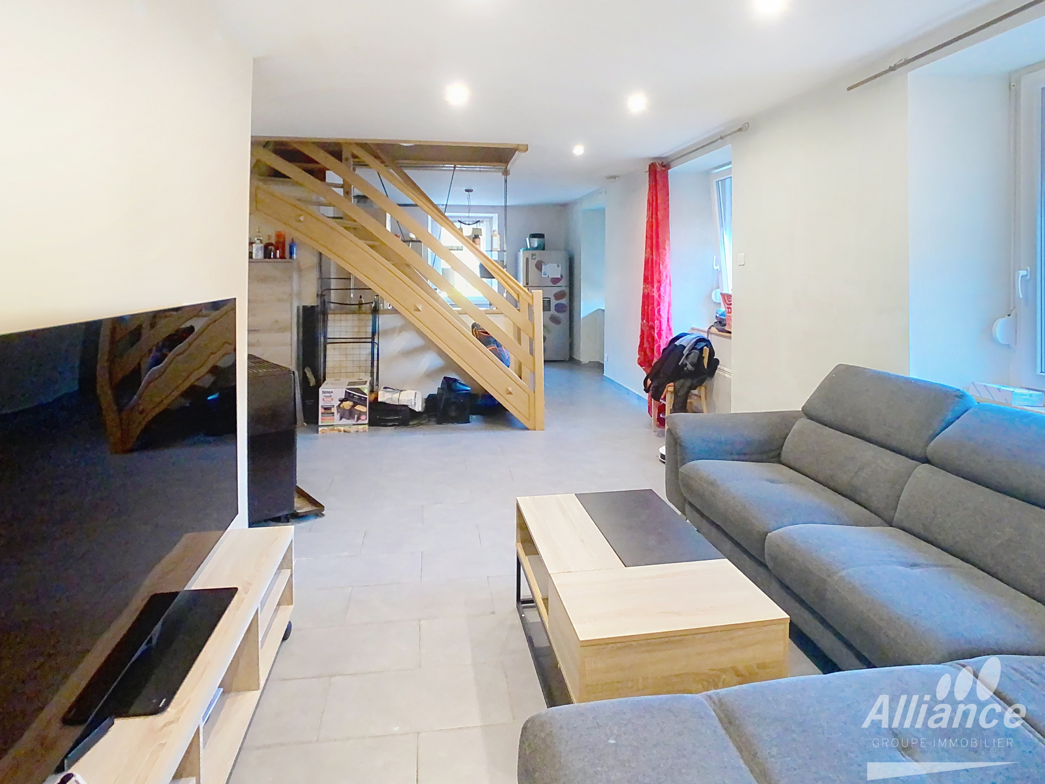 MEZIRE petite copropriété composée de 2 appartements