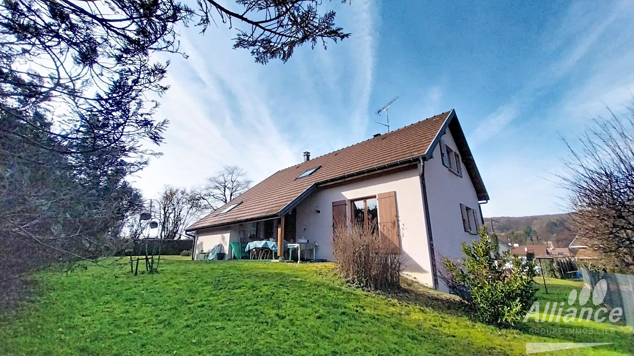 MAISON VETRIGNE – 4 CHAMBRES – 150M2