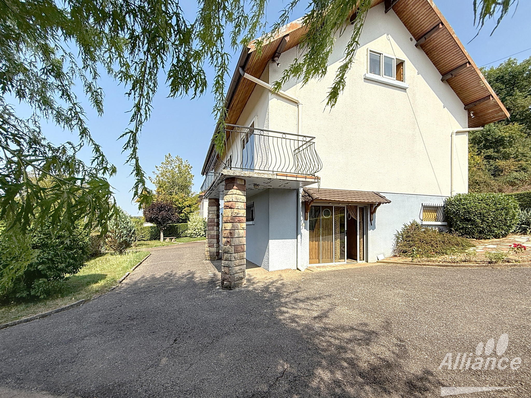 BELLE MAISON INDIVIDUELLE 4 CHAMBRES