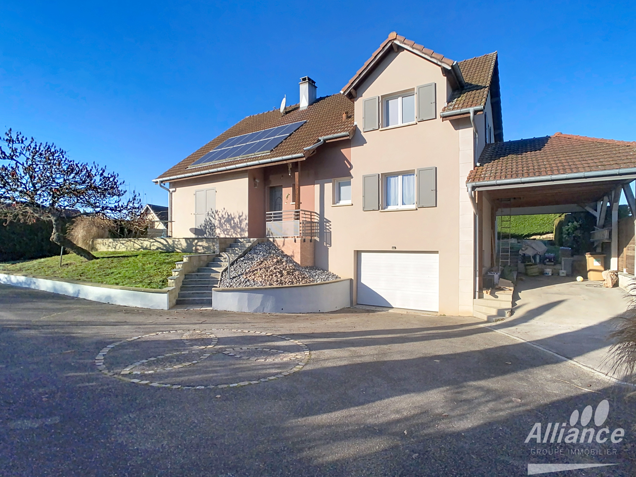 Maison 7 pièces FLORIMONT – Piscine, Terrasse, Sous-sol