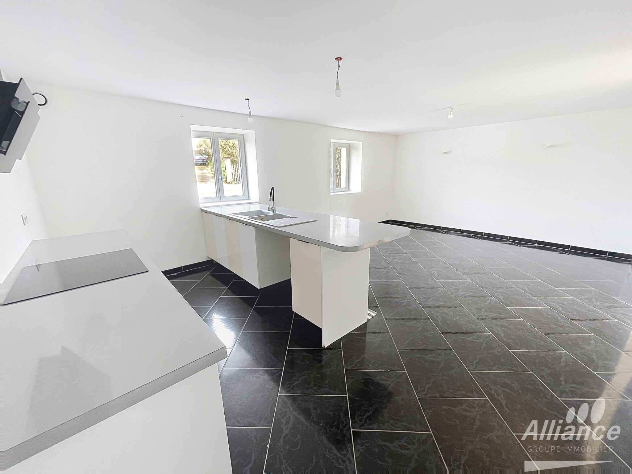 Maison pleine de charme avec terrasse et jardin