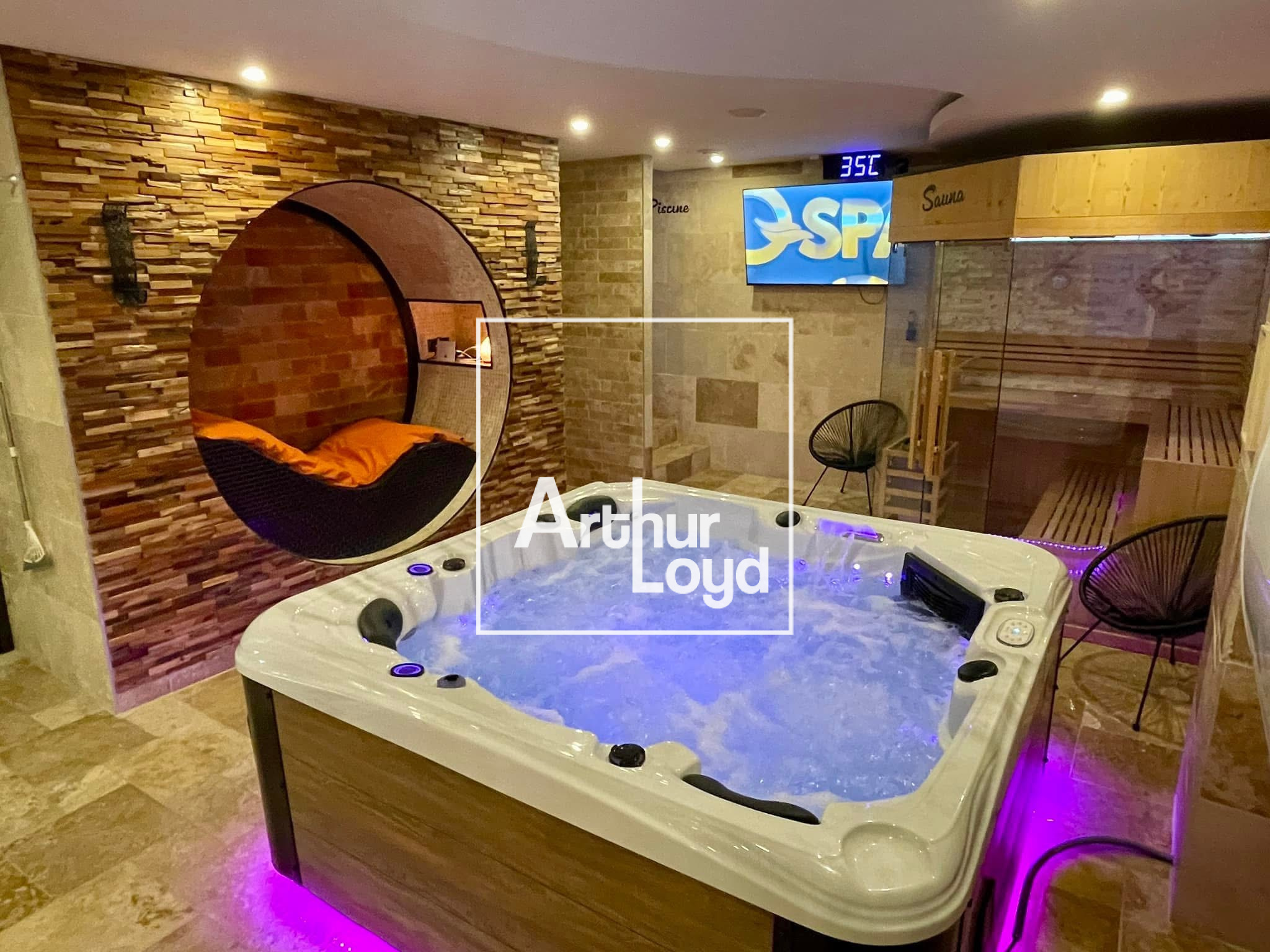 À saisir   Local commercial bien-être à Montbéliard !