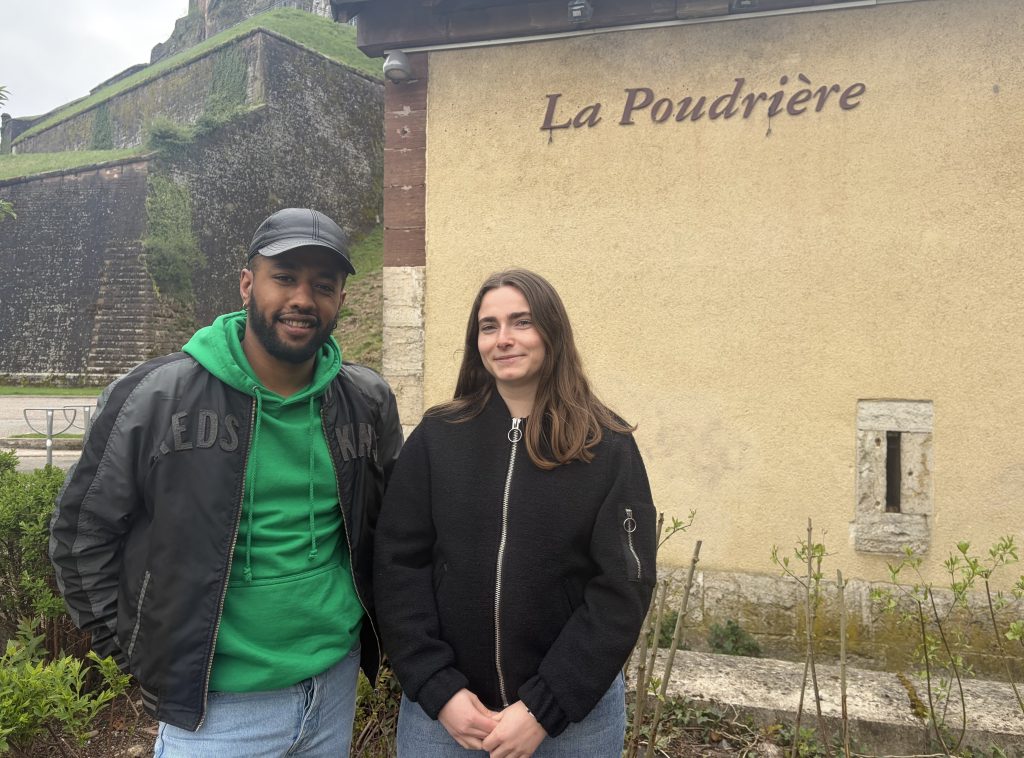 Valentin et Kettlyne, étudiants et bénévoles pour Anim'Toi.