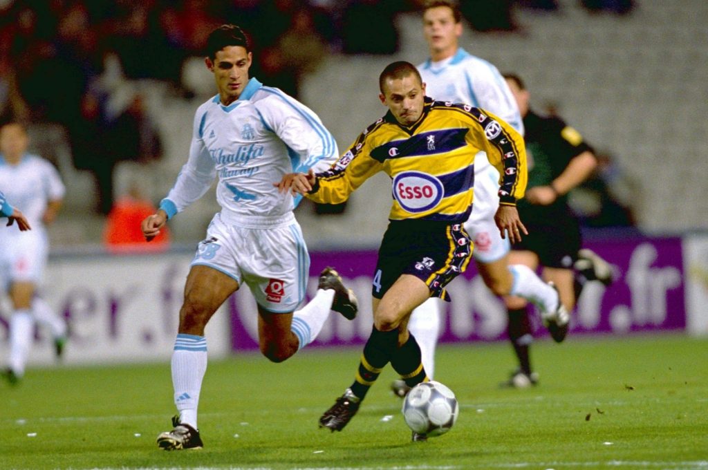 Dans la foulée de sa saison couronnée d'une promotion en 2001, le FC Sochaux-Montbéliard de Francileudo Santos brille en D1.