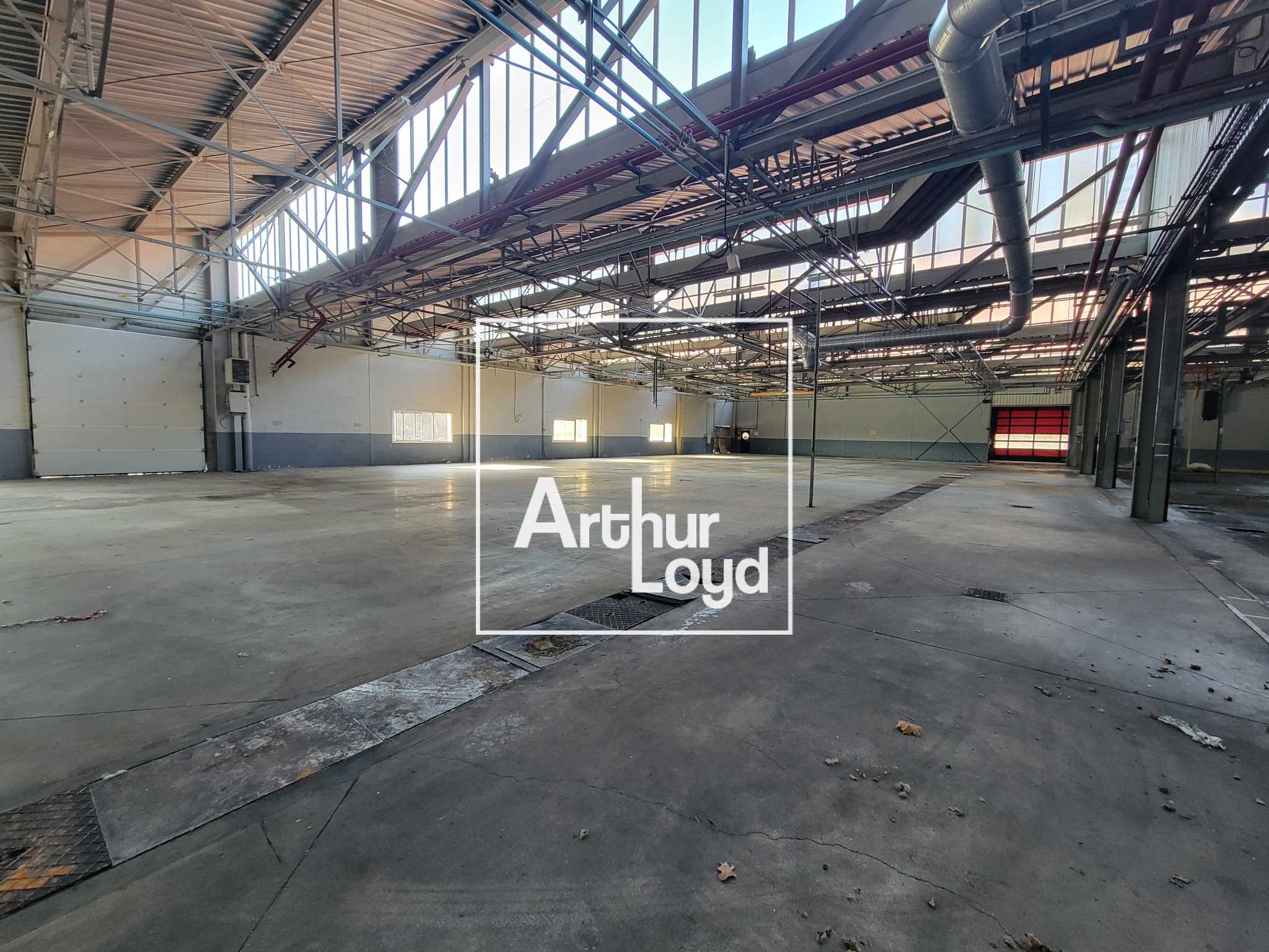 LOCAUX INDUSTRIELS A VALENTIGNEY