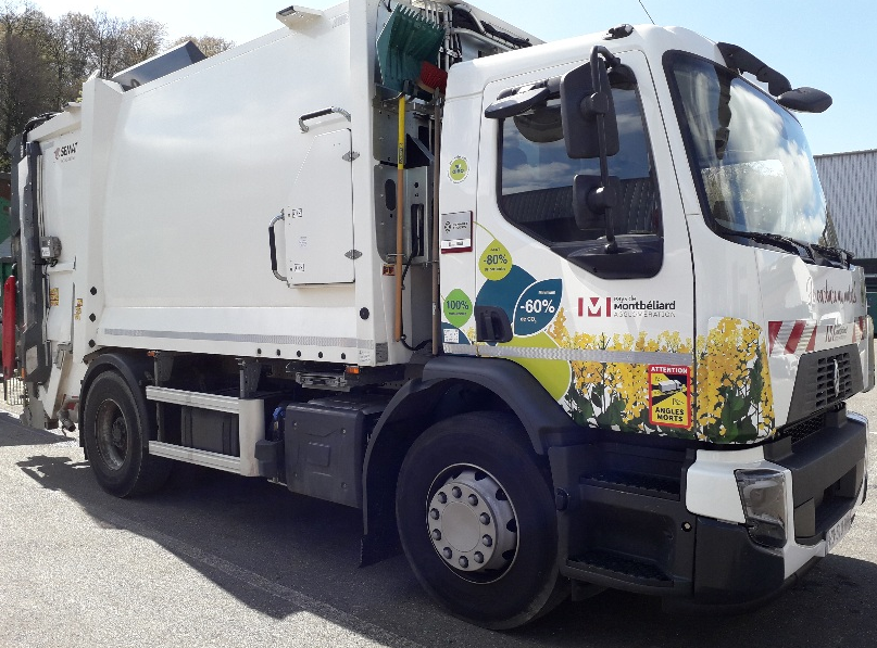 Un camion benne de PMA concerné par le passage au biocarburant.