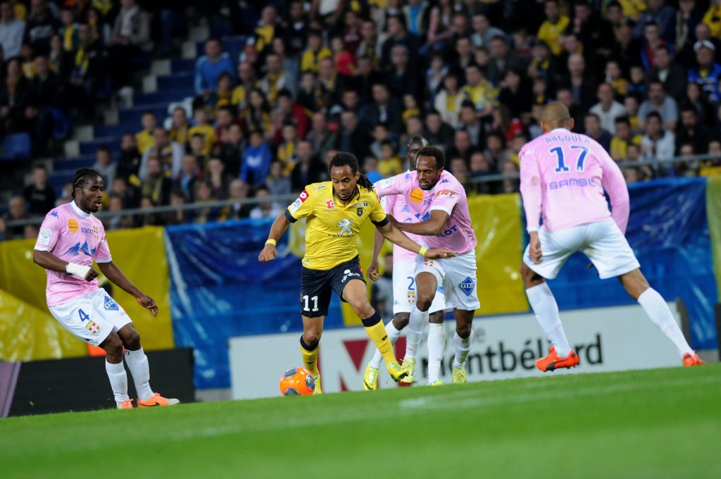 Le 17 mai 2014, le FC Sochaux-Montbéliard s'incline 3-0, après une folle remontée en 2e partie de saison. Le club est relégué en Ligue 2... Le début d'un long calvaire.