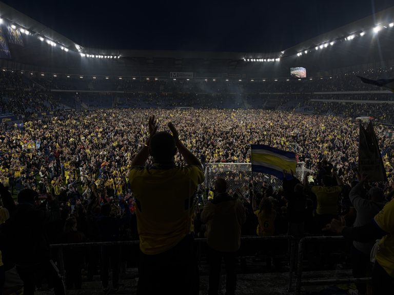 Un clapping a été lancé par les supporters.