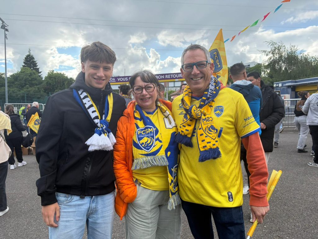 Le public est nombreux pour le dernier match de la saison au stade Bonal, ce 15 mai 2026.