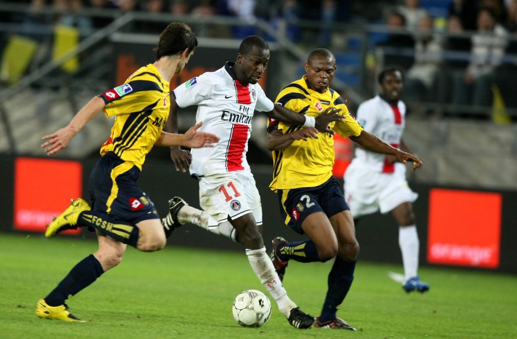 Amara Diane, Jeremie Brechetet Rabiu AFOLABI, lors de Sochaux-PSG, le 17 mai 2008.