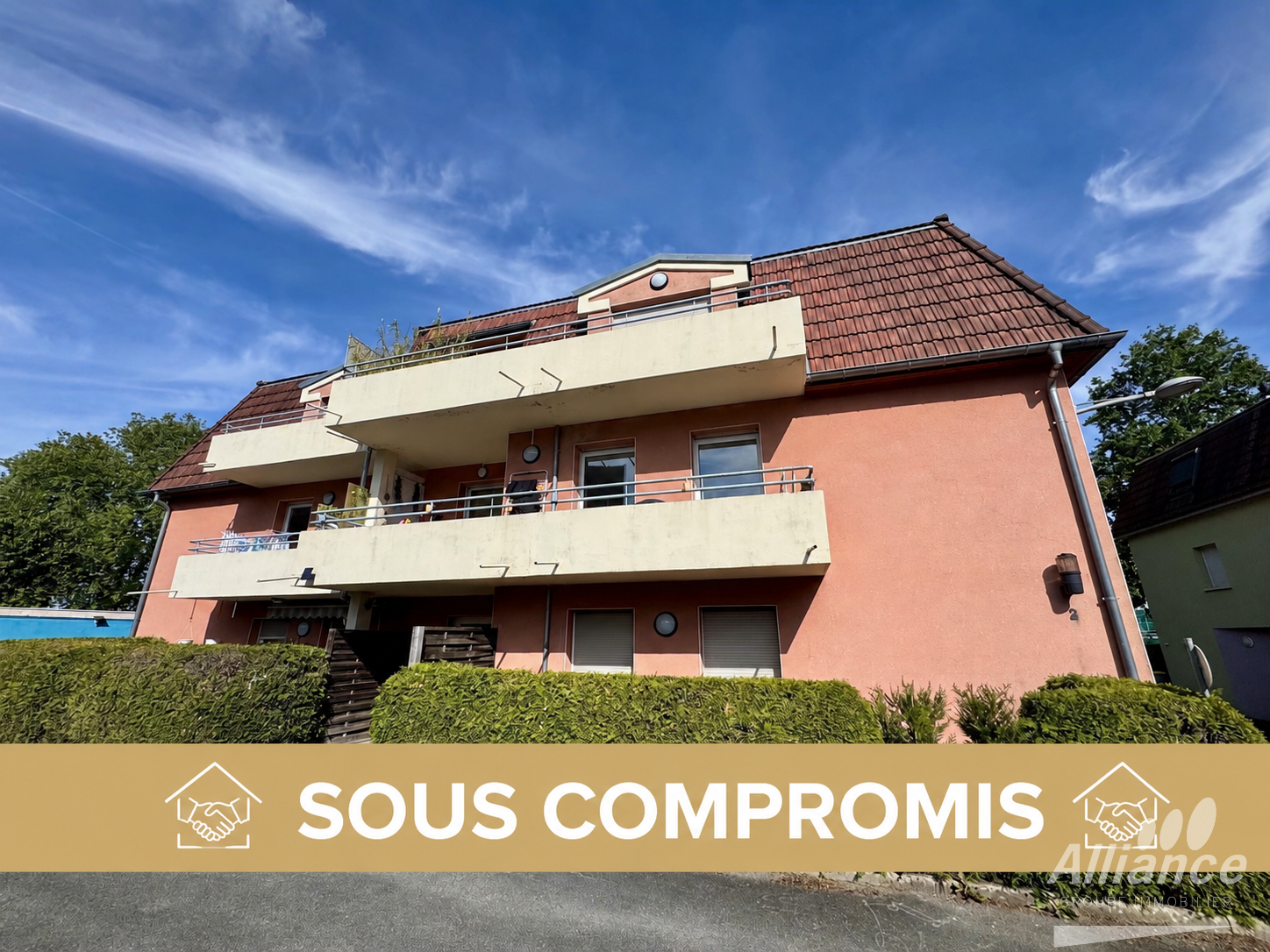 Appartement avec terrasse – Etang des forges