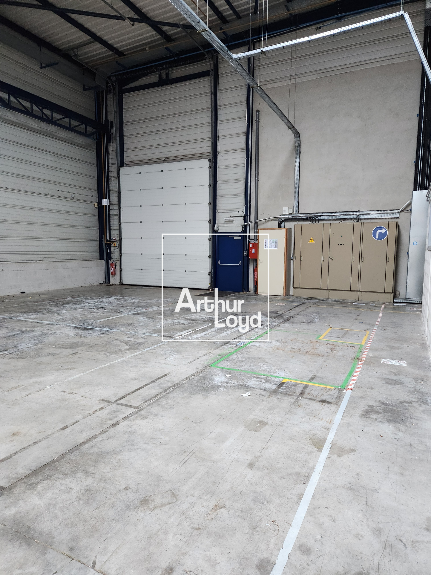 Location local d&rsquo;activité Belfort – 1 905 m2 – Proche autoro