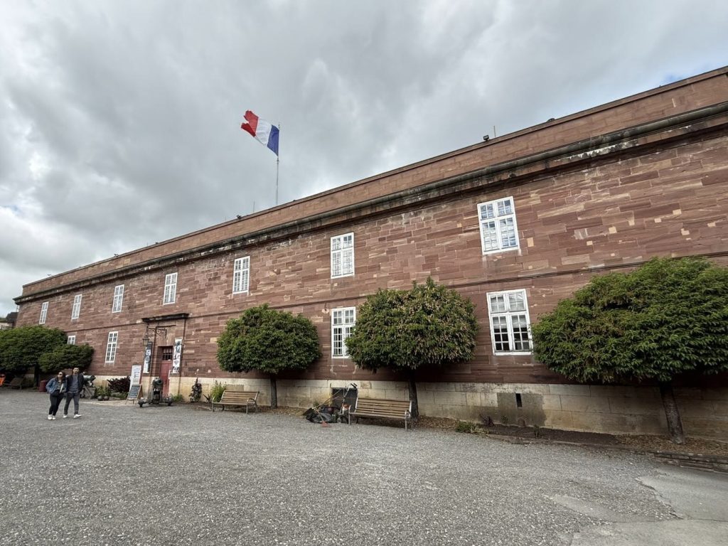 La cour d'honneur de la Citadelle de Belfort.