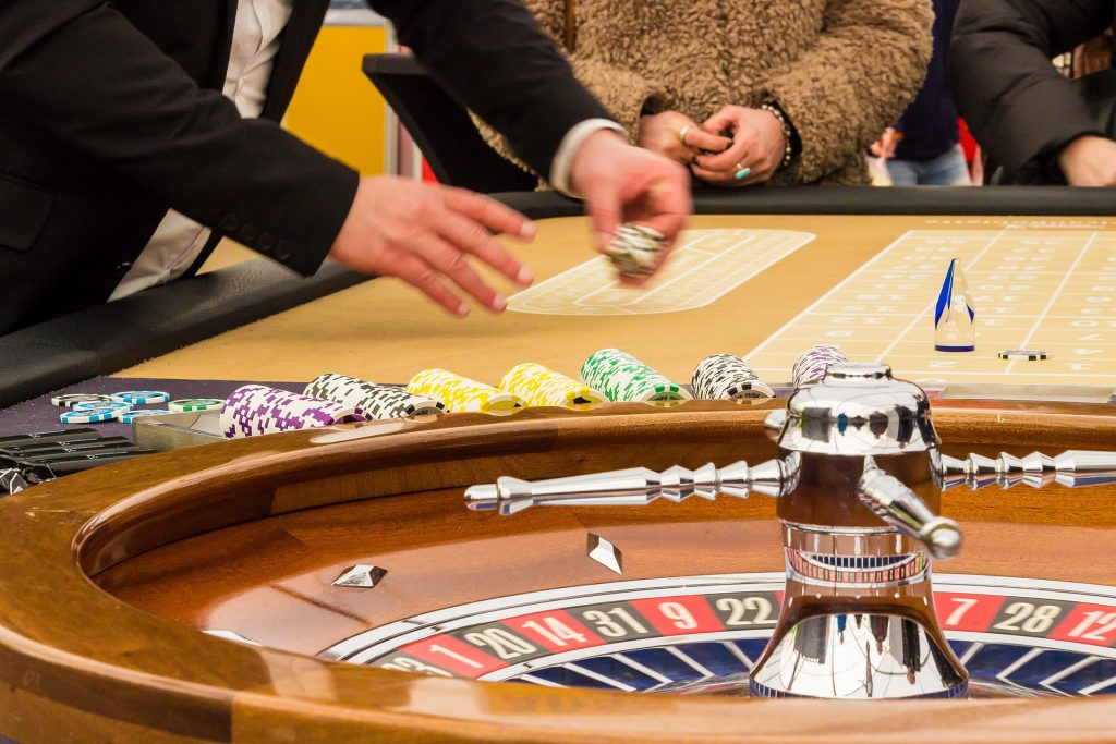 Le futur casino de Belfort pourrait compter 4 tables de jeux et 125 machines à sous.