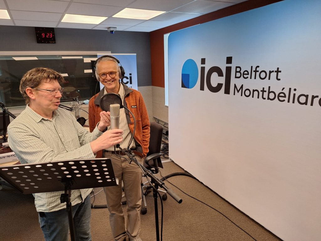Christophe Beck est au studio en enregistrement